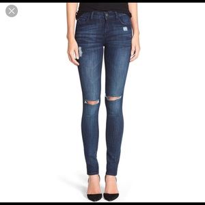 ✨SALE✨ DL1961 Skinny distressed jeans
